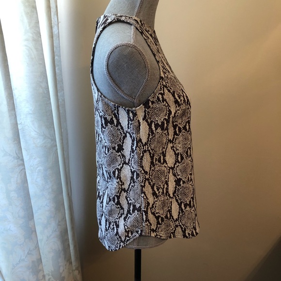 A.L.C. 'Anise' Crepe Snakeskin Sleeveless Top - Picture 4 of 9